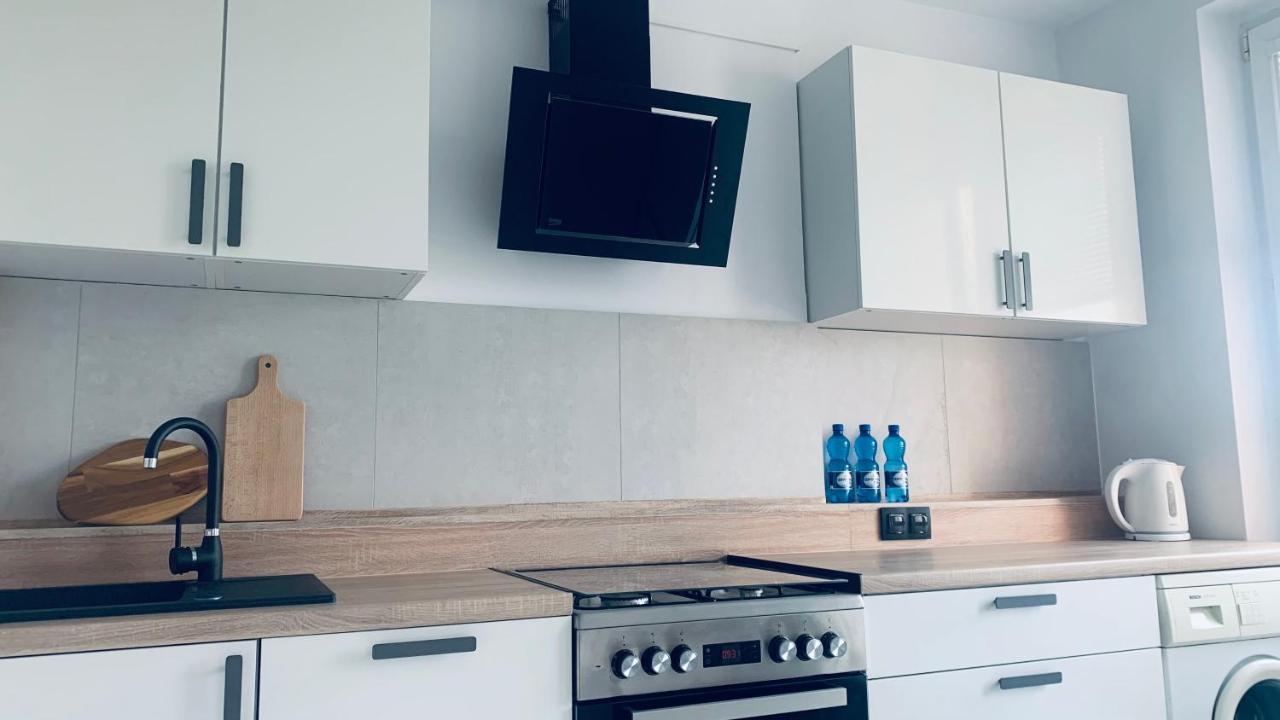 Beautiful Room - Newly Renovated, Aquapark Center Of Breslau Exterior foto