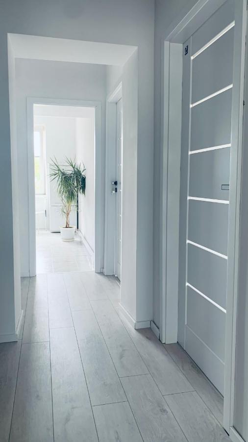Beautiful Room - Newly Renovated, Aquapark Center Of Breslau Exterior foto